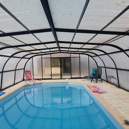 Maison A La Campagne Avec Piscine Flayat Екстер'єр фото