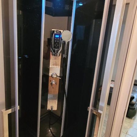 Maison A La Campagne Avec Piscine Flayat Екстер'єр фото